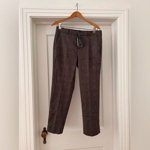 BANANA REPUBLIC FACTORY - AVERY STRAIGHT PANT - Color: Brown Plaid - NWT